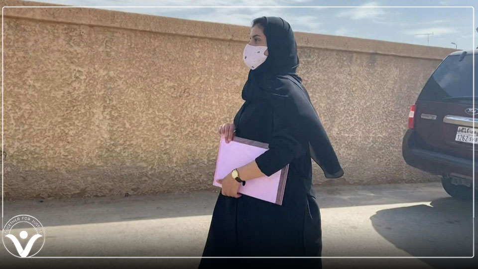 انتهاكات لم تتوقف..السلطات السعودية تخترق بريد لجين الهذلول