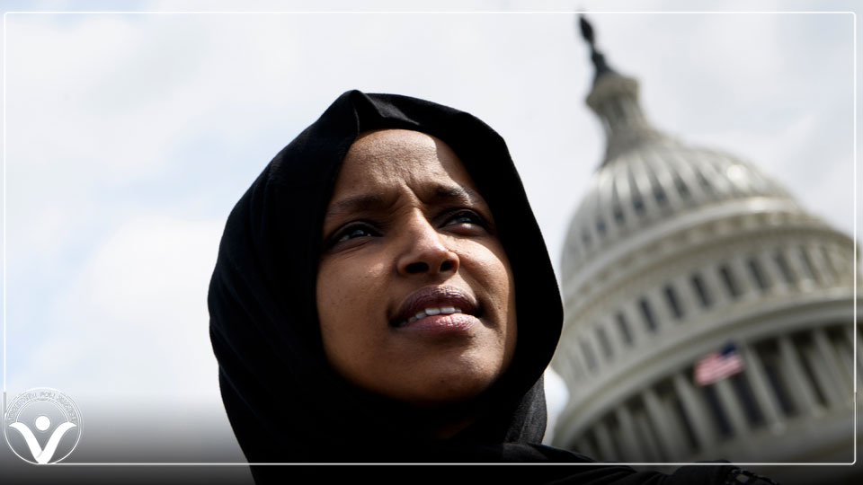 إلهان عمر: افلات بن سلمان من العقاب، يمثل تهديد لاهتمام الولايات المتحدة بحقوق الإنسان