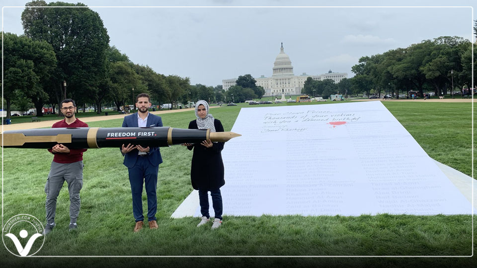 حقوقيون يقيمون نصبًا تذكاريًا للصحفي السعودي "جمال خاشقجي" أمام مبنى الكونغرس